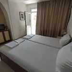 Polikseni Vendégház 3*