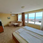 Polikseni Vendégház 3*