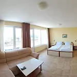 Polikseni