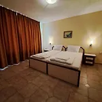 Vendégház Polikseni 3*