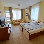 Vendégház Polikseni 3*
