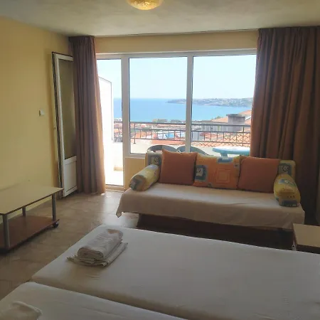 Guest house Polikseni