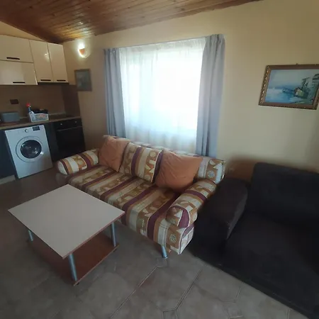 Guest house Polikseni