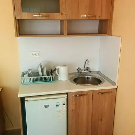 Гостевой дом Polikseni *